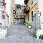 Guesthost - La Vela Azzurra - Flat By The Sea