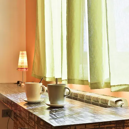 Guesthost - La Vela Azzurra - Flat By The Sea *