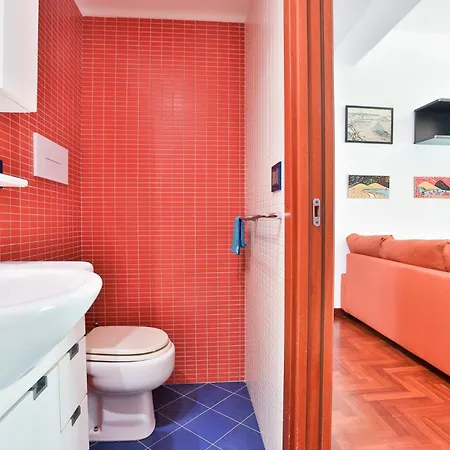 Guesthost - La Vela Azzurra - Flat By The Sea * Naples