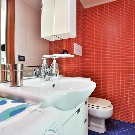 Apartment Guesthost - La Vela Azzurra - Flat By The Sea Naples